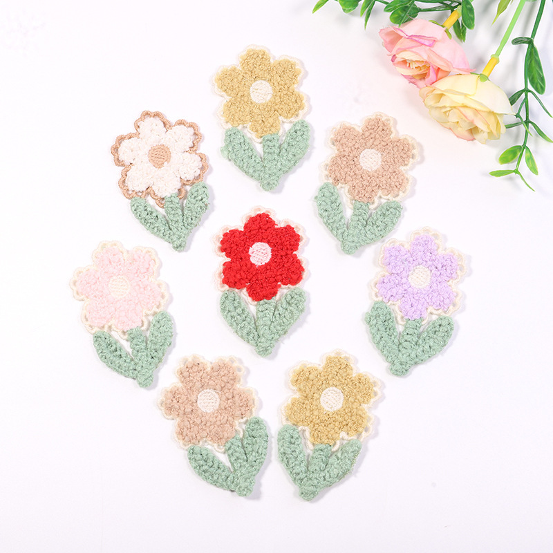 Autumn and Winter Clothing Accessories, Sweater Jacket Decorative Patches, Fashionable and Creative Furry Trunk Six-petal Flower Embroider Cloth Patches Autumn and Winter Clothing Accessories, Sweater Jacket Decorative Patches, Fashionable and Creative Furry Trunk Six-petal Flower Embroider Cloth Patches