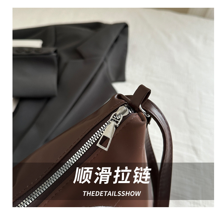 Cute little dog tote bag, women's bag, fashionable new school style backpack, large-capacity commuting single-shoulder bag undefined