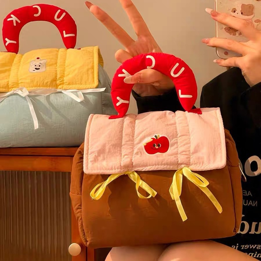 Cute House-Shaped Gift Storage Bag for Women, Large Capacity Portable Travel Toiletry Organizer Bag