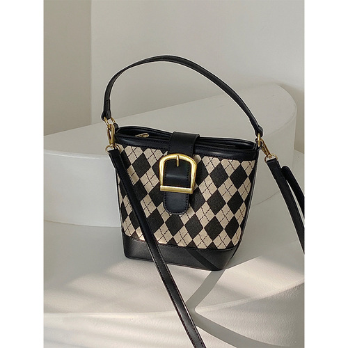 Cross-border bags niche design new women's bag high-end retro handbag diamond shoulder crossbody bucket bag