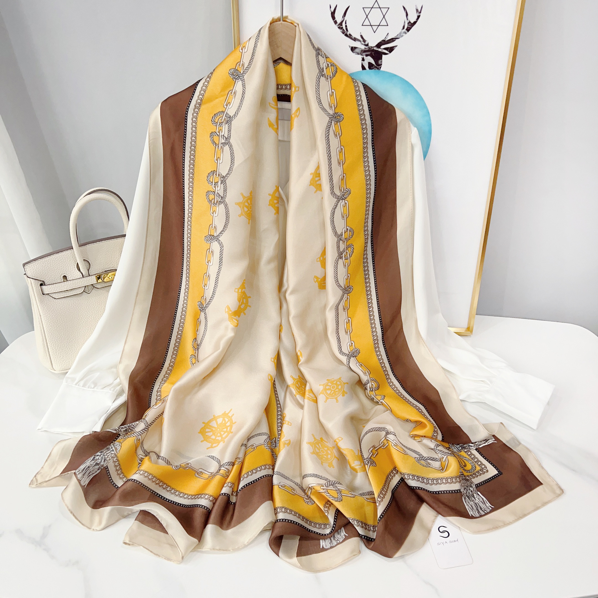 Nueva bufanda de verano de las mujeres de estilo coreano versátil bufanda delgada impresa seda artificial viaje protector solar chal Toalla de playa de las mujeres