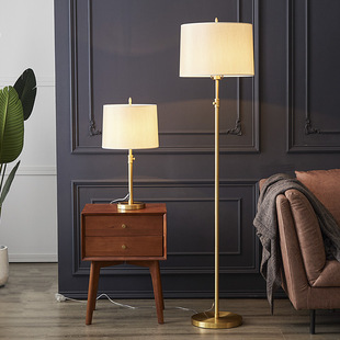 All Copper American Style Living Room Floor Lamp Study Bedroom Bedside Lamp Vertical Table Lamp Modern Simple Light Luxury Lamp Adjustable