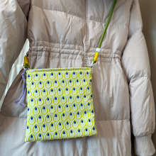 复古绿色菱格小众设计帆布包女士斜挎包单肩包大容量上班通勤包