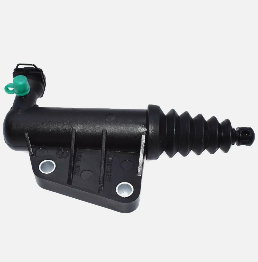 Baihan Pump 23820-63J01 is suitable for Suzuki Swift 1.3 1.5 1.6 plastic clutch sub-cylinder