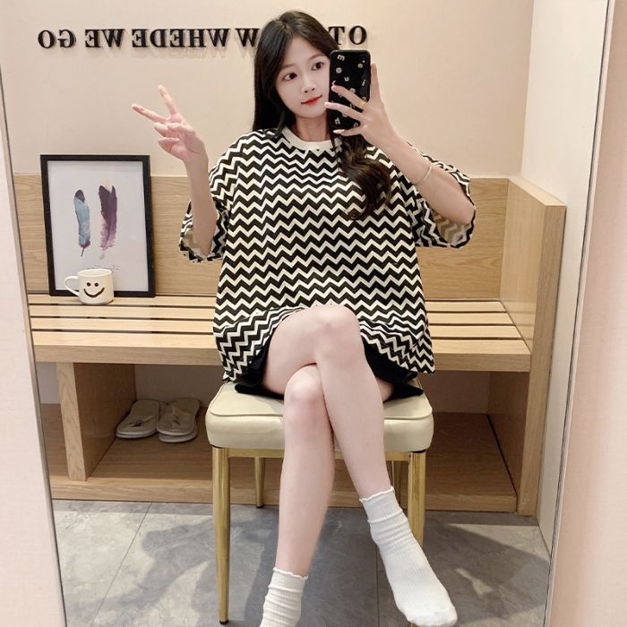 Venta al por mayor transfronteriza verano nuevo estilo cuello redondo pijamas estampados de dibujos animados pantalones cortos de manga corta para mujer