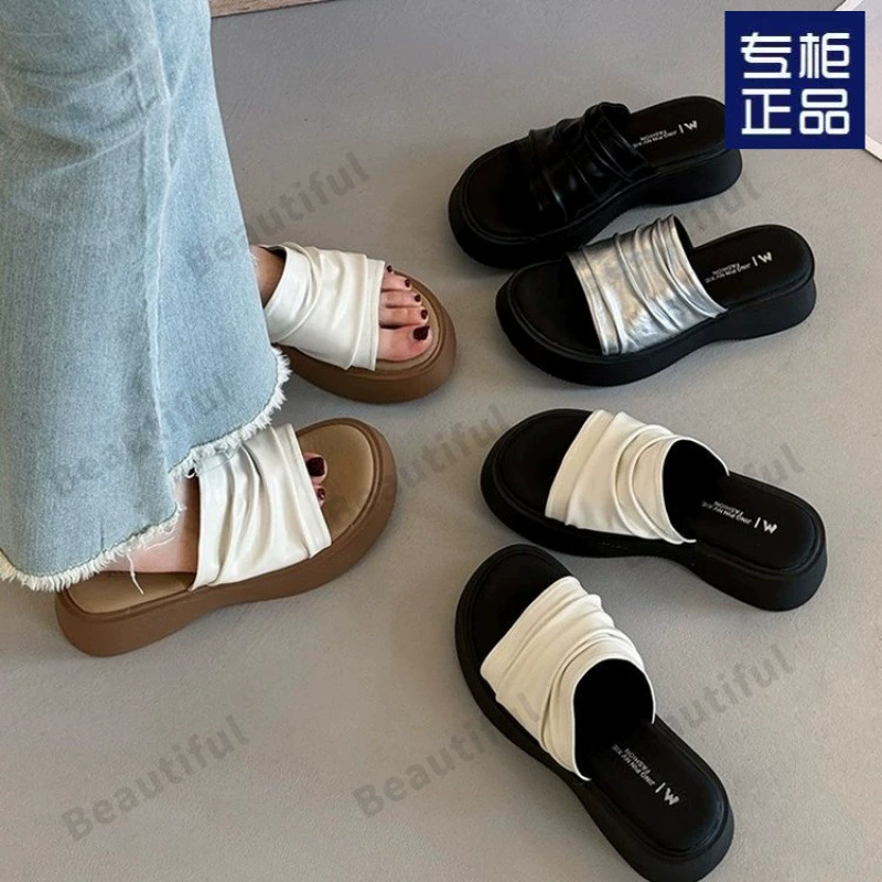 Белые толстоподошвенные тапочки для увеличения роста для женщин, летняя обувь 2025, новые высокие французские сандалии с противоскользящей подошвой