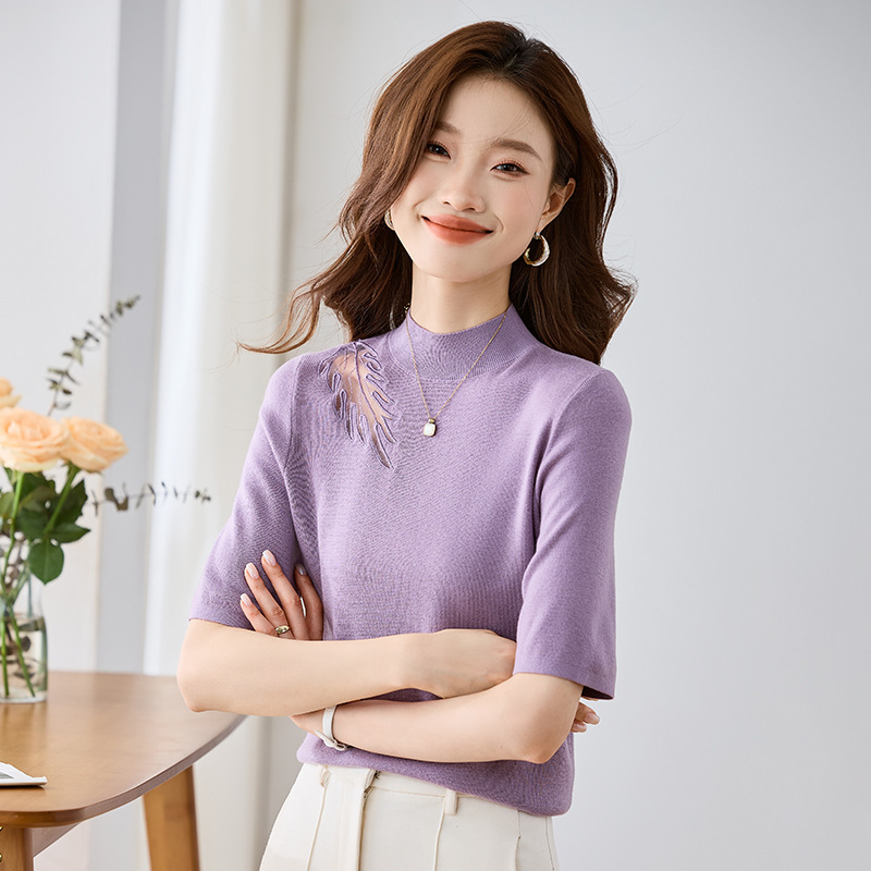 Women's half-turtleneck wool base layer, autumn embroidered lace T-shirt, mid-sleeve knit top, stylish and elegant inner wear
