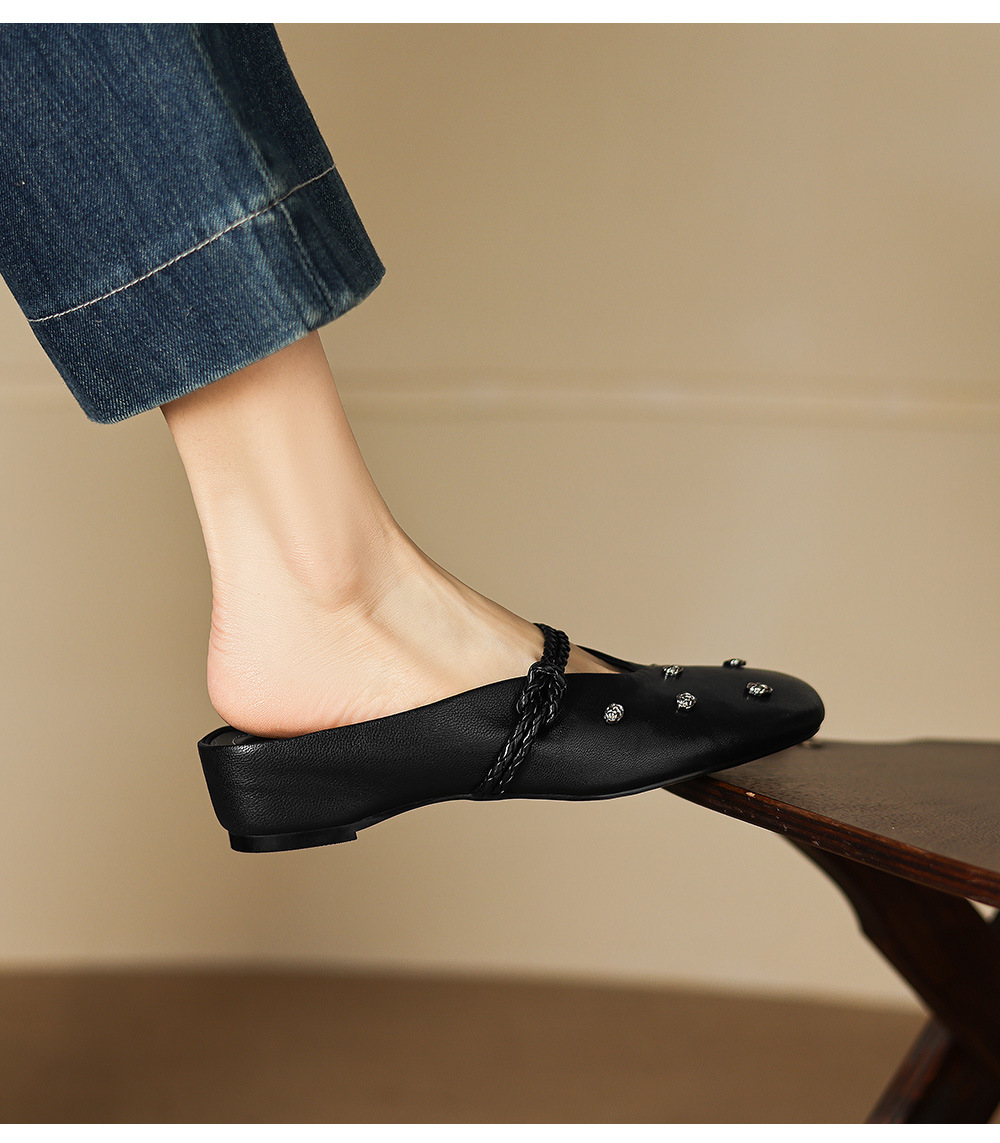 Sandal nữ mũi bít da dê quai ngang gót thấp — đen chi tiết 20