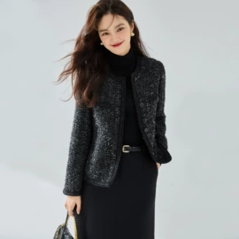 连衣裙;女式毛呢外套;其他短外套