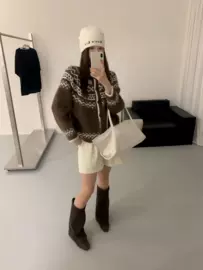 女式T恤;女式马甲;连衣裙