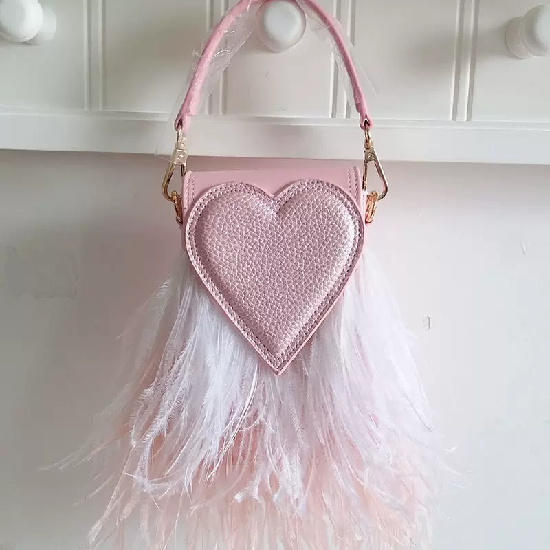 2025狮岭包包潮牌女包桃心包羽毛包鸵鸟毛毛包手提斜挎手机包