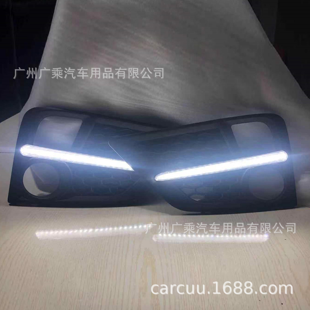 Adecuado para 18-20 Honda Odyssey luz diurna LED Luz de niebla Marco de dirección