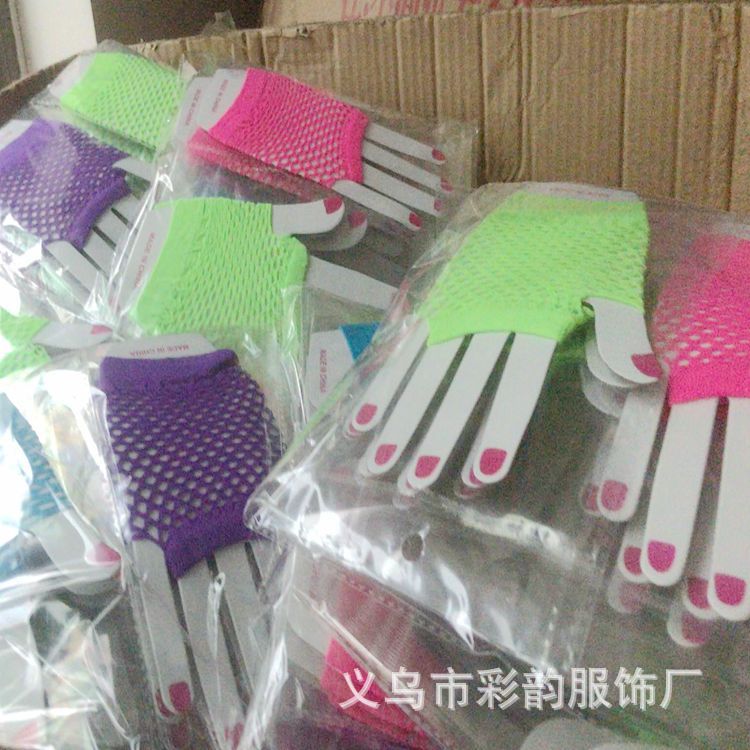 Fábrica directa de guantes de malla al por mayor guantes de red de pesca personales dedos corto guantes punk image 5