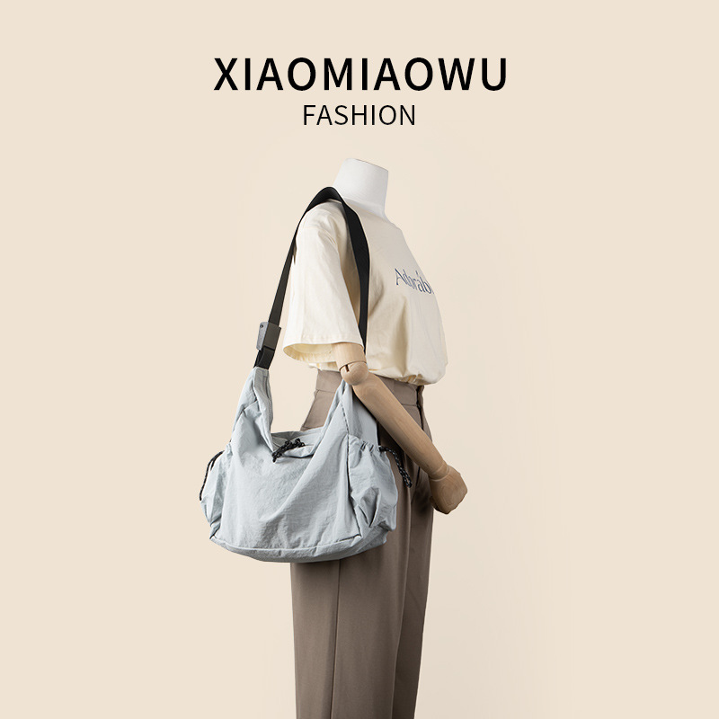 High end summer nylon versatile crossbody bag for female students commuting, single shoulder large capacity tote bag,_voghion.com