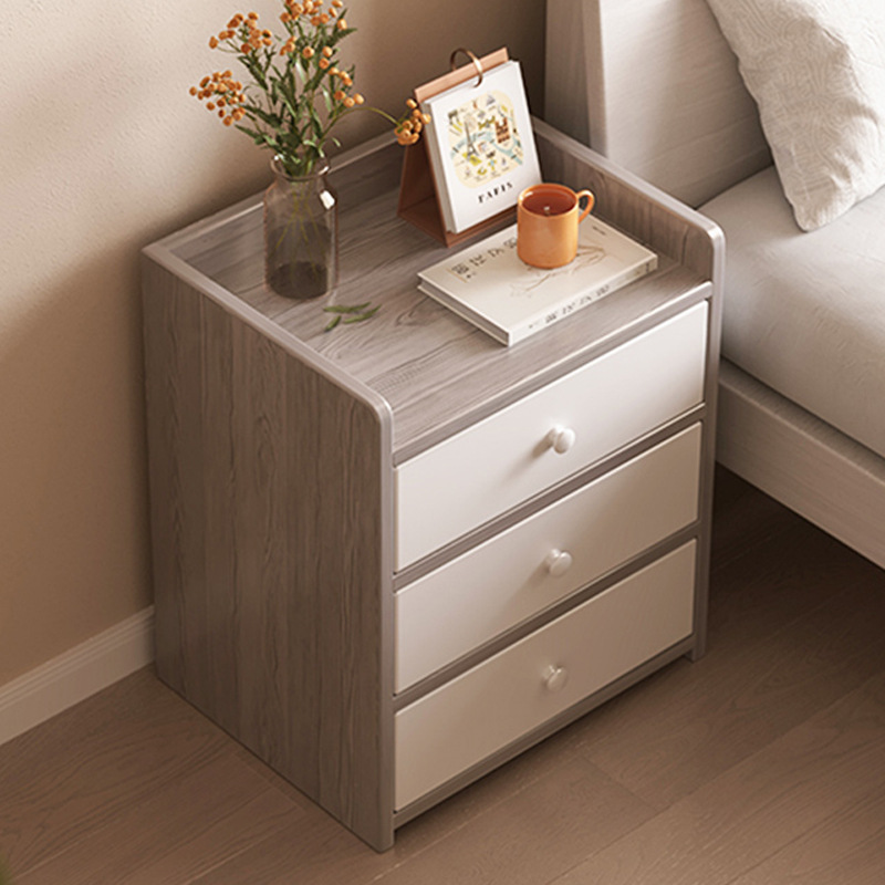 The bedside cabinet is simple