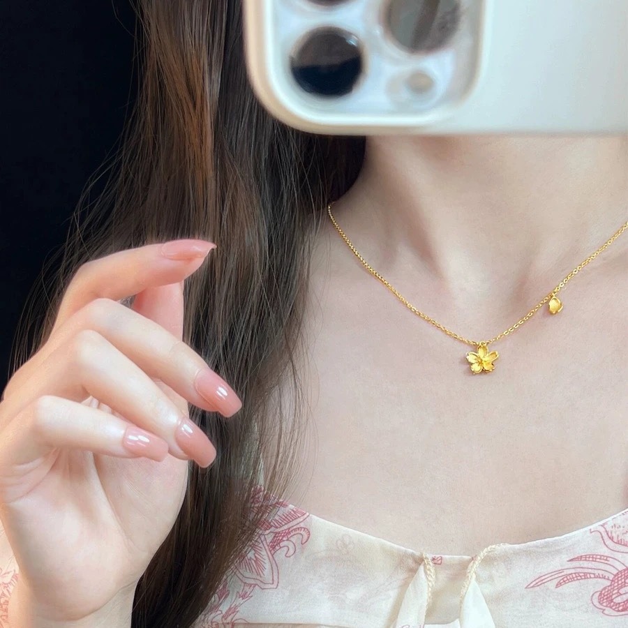 Little Red Riding Book Same Style Cherry Blossom Necklace Live Fashion Simple Elegant One Set Chain Sand Gold Flower Clavicle Chain_voghion.com