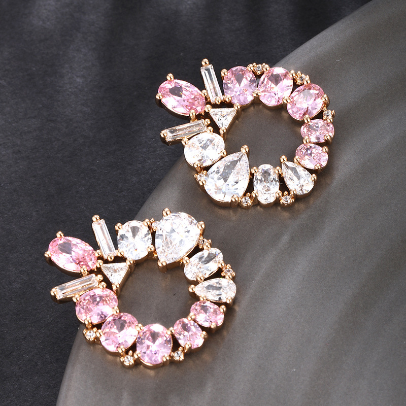 Pendientes de circonio cúbico sintético con incrustaciones de lujo ligero de temperamento de moda Xuping Pendientes de estilo de diosa de alta calidad