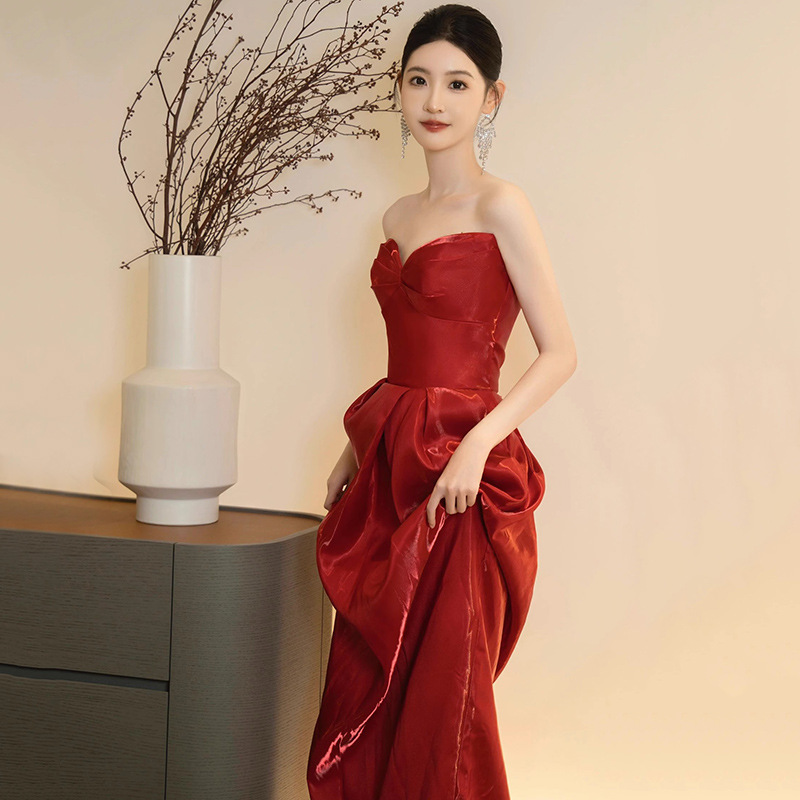 New Chinese-Style Morning Gown, Toast Dress, Bride's Engagement Dress, Light Luxury Niche 2026 New Banquet Dress
