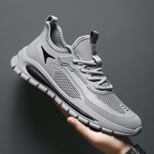 Men's shoes new 2025 spring and summer mesh fly woven breathable running sneaker men's work casual coconut shoes wholesale
