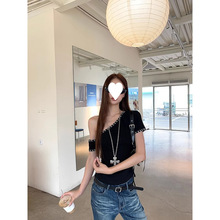 ������270�ˡ��t���^����T��Ů���պ�ɫ���Ú��|¶��б������