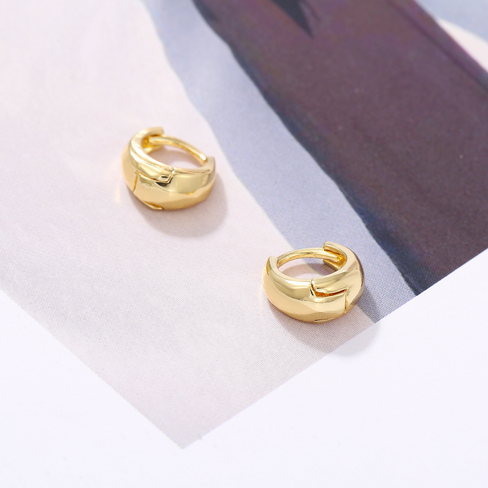 Simple Style U Shape Copper Metal Earrings 1 Pair