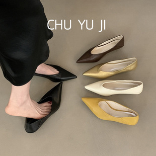 ��ʽ��V��ƽ�׆�ЬŮܛƤ�\��ưЬ���sͨ��һ�_�ő���Ь�͹Ś��|