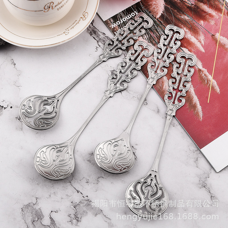 유럽 중공 작은 소쿠리 빈티지 커피 혼합 숟가락 304 스테인리스 케이크 디저트 숟가락 선물 숟가락 도매