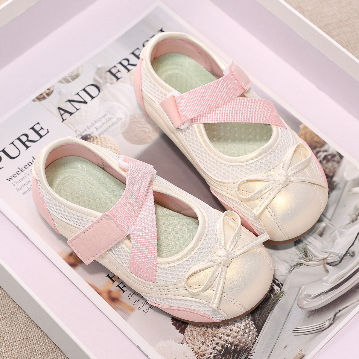Zapatos de princesa de moda para niñas 2026 verano nuevos zapatos de cuero transpirables de malla para niños zapatos Mary Jane