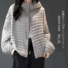 秋冬の日本の新型のストライプの小さい人のゆったりしている綿服の女性の帽子の短いタイプの百合の綿服のコート