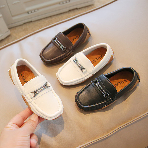 British-style retro children's leather shoes, easy-on slip-on casual single shoes for boys, new children's shoes for spring , soybean-shaped shoes.