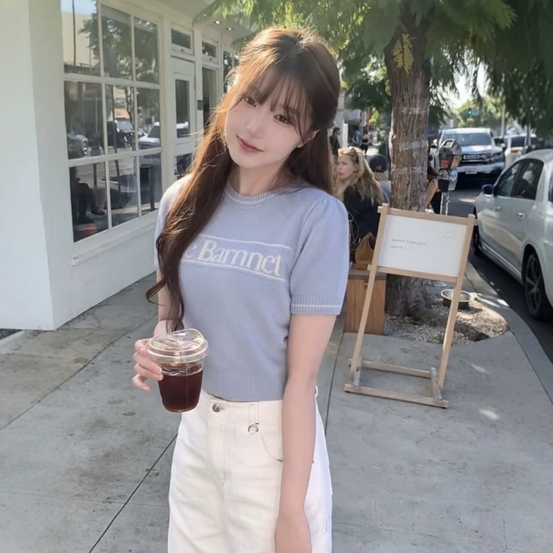 In-stock Korean The Barnne* Banae Knit Sweater with Simple Letter Jacquard, Round Neck, Puff Sleeves, Short Sleeve In-stock Korean The Barnne* Banae Knit Sweater with Simple Letter Jacquard, Round Neck, Puff Sleeves, Short Sleeve
