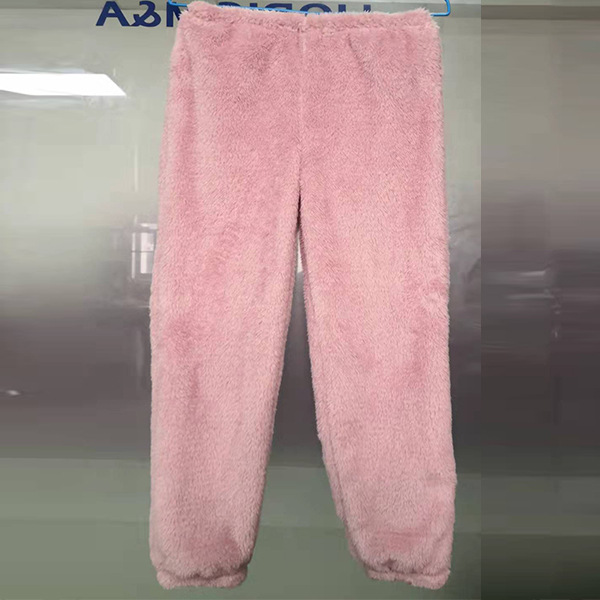 Fuchsia trousers, Donald Duck