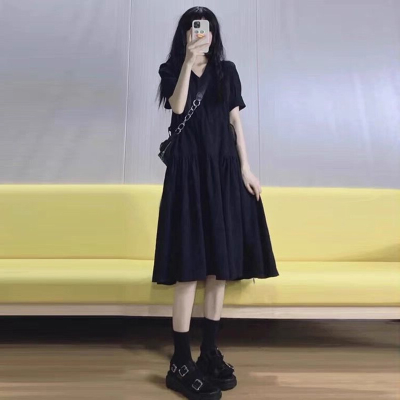 Maternity Dress, Summer Dress, Knee-Length Dress, Trendy Mom Fashion, Loose and Stylish, Slimming Black Dress