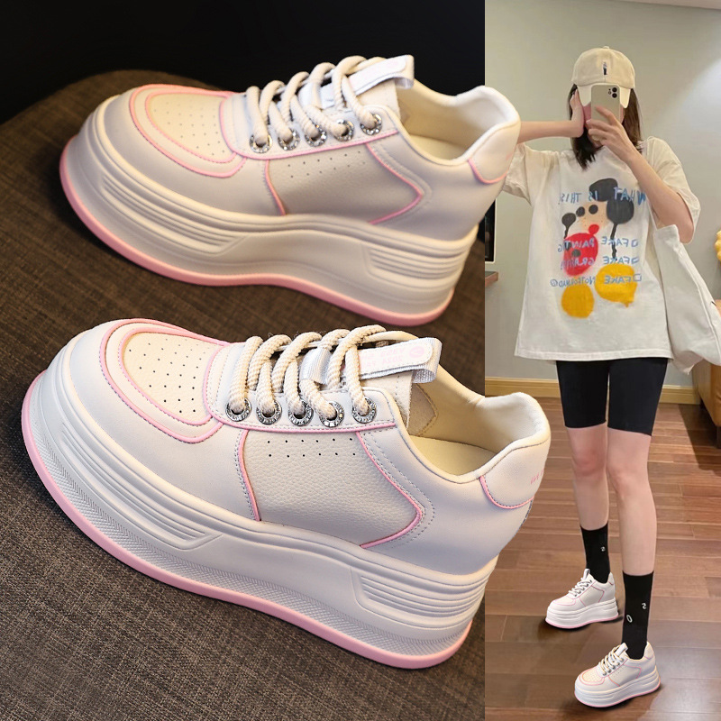 Giày sneaker nữ đế dày phối màu tăng chiều cao — Màu trắng be