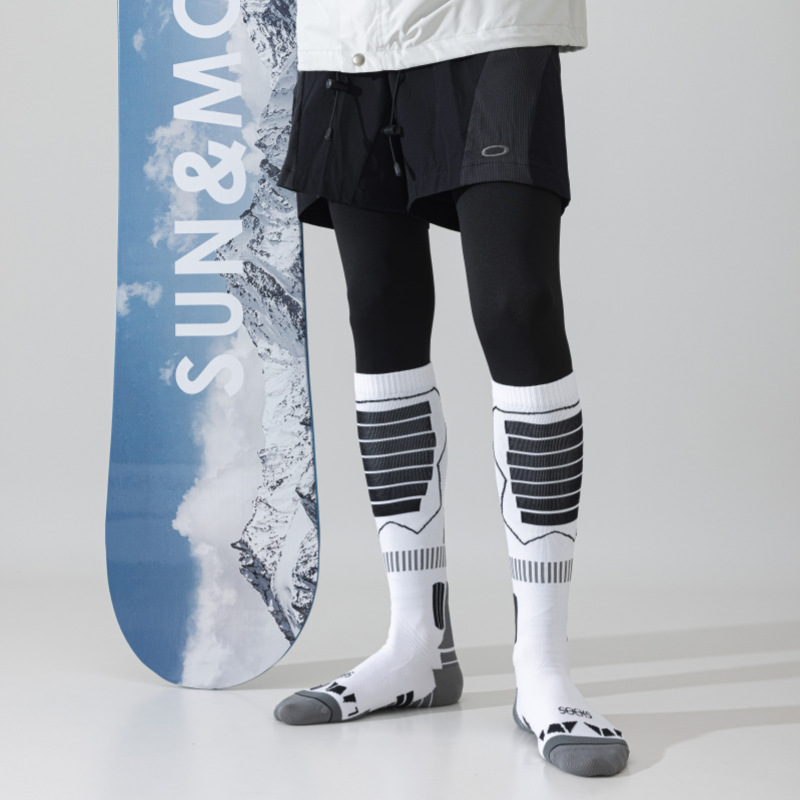 Men's Professional Sports Long Tube Pressure Socks Towel Bottom Football Training Socks Skiing Mountaineering Cycling Running Calf Socks