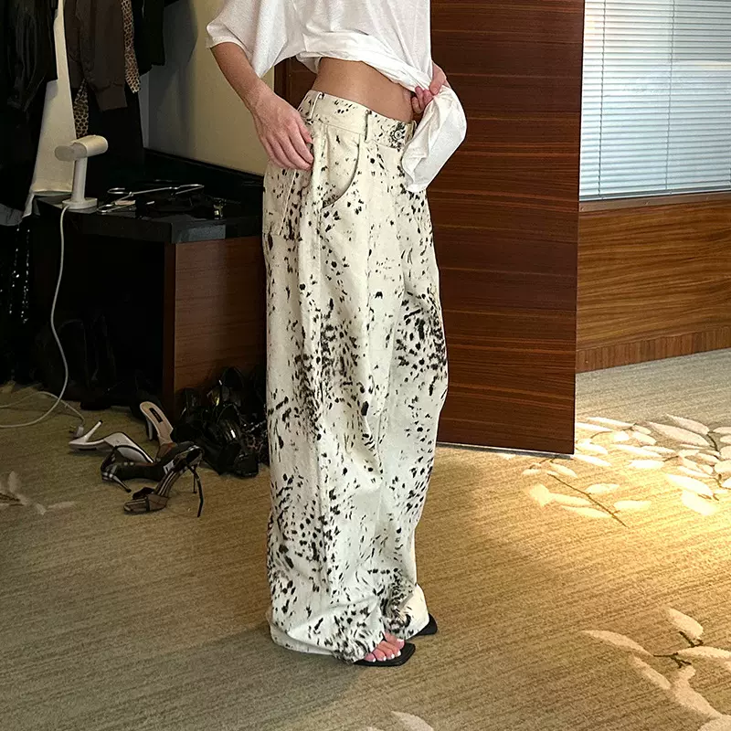 0122ste 豹走都市 豹纹印花牛仔裤女秋设计感低腰直筒拖地裤子