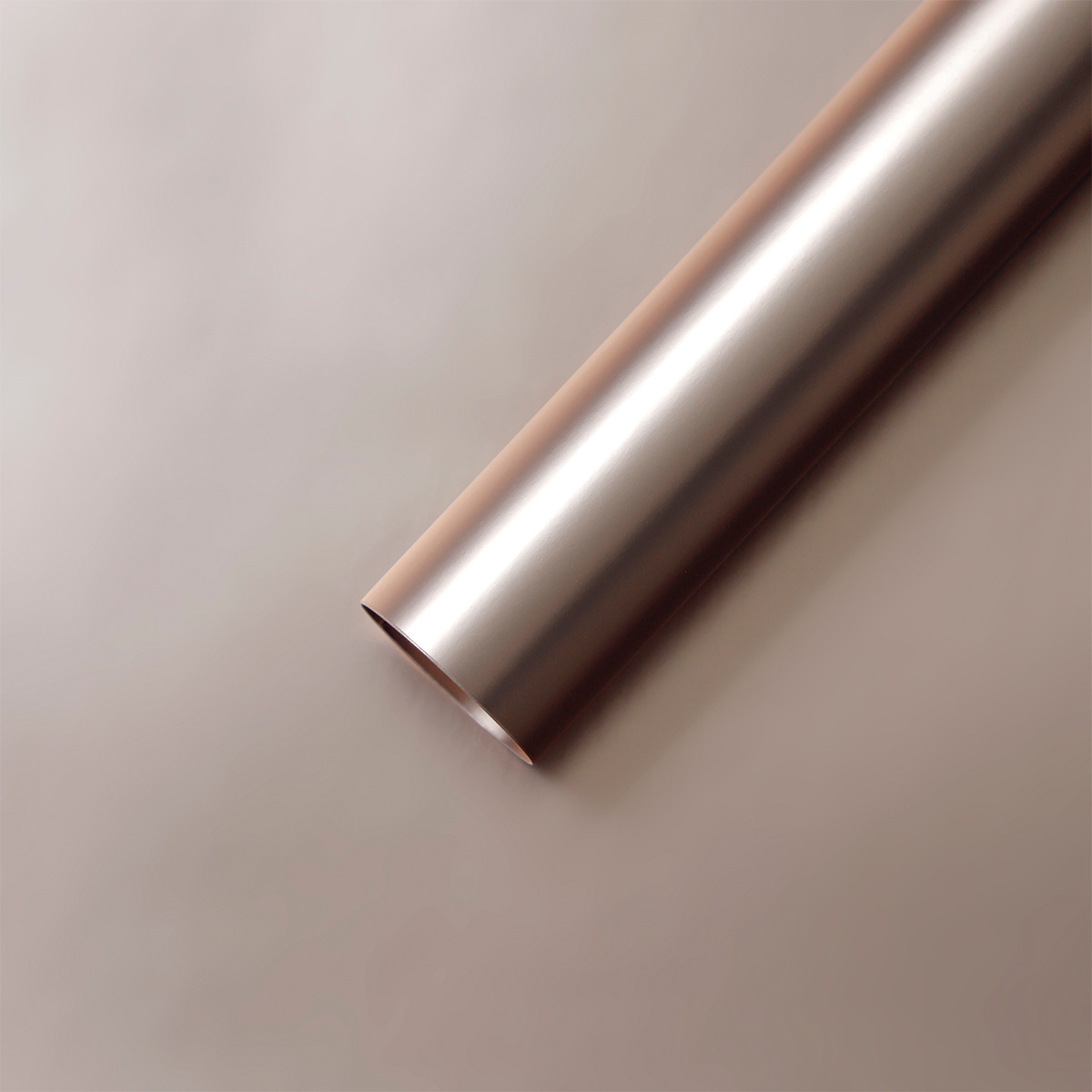 Importación de siete colores cordier espesa impermeable de doble cara moldeo de metal cartón flor flor flor de papel de embalaje flor de flor tienda de papel de embalaje flor