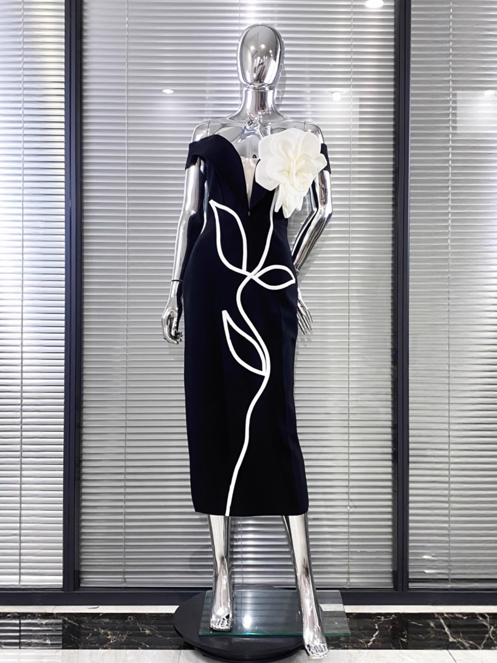 three dimensional sexy one-shoulder bag