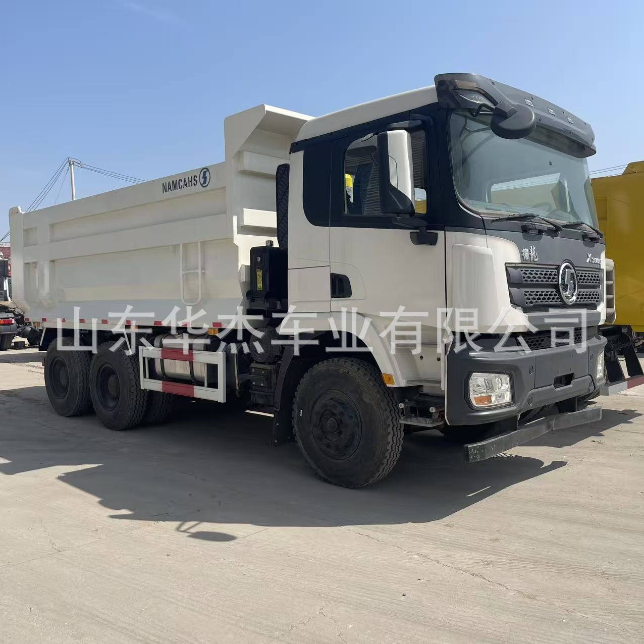 Cross-border export of self-loading trucks, Shaanqi Delong 6x4 dump trucks, muck trucks, X3000 heavy trucks for cross-border trade in Africa