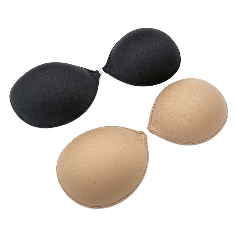 国境を越えた肩ベルトが集まっていない通気性のある見えない胸の水着とウェディングドレスのシリコン胸の滑り止め胸に乳房を貼る