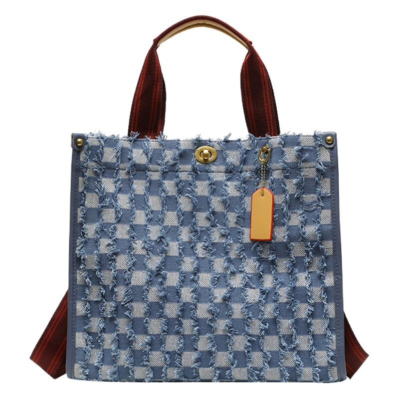Bolso tote de mezclilla para mujer, nuevo estilo transfronterizo 2025, bolso de mano con borlas y diseño de tablero de ajedrez, bolso cruzado moderno grande y pequeño