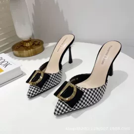 女式时装单鞋;女式皮靴;高跟凉鞋