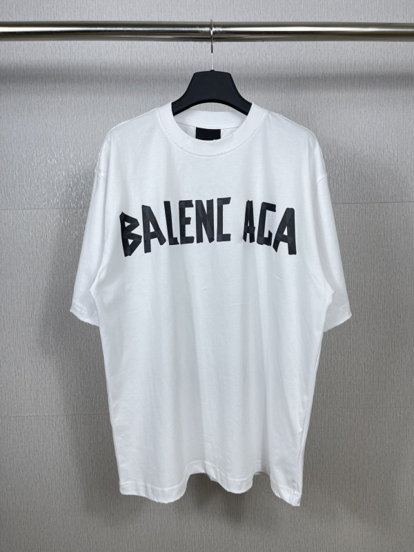 パリの高バージョンB家半袖春夏の新型テーププルプリントが服になって水洗いして古い男女tシャツを作る|undefined
