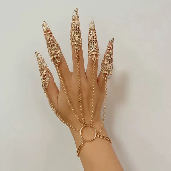European and American Cross-border Jewelry Gothic Halloween Chain Link Bracelet Personalized Tapered Tassel Nail Hand Back Chain