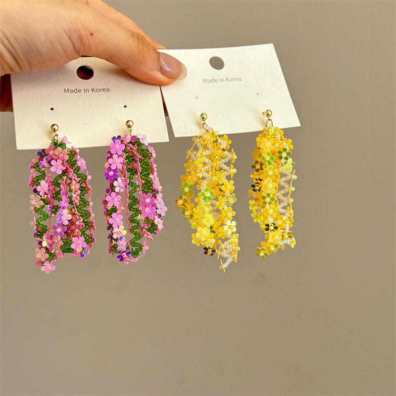 25g Weight Silver Ear Needle Material Drop Earrings Classification 1 Pair Quantity Holiday, Daily Occasion PVC Material Colorful Pattern All Seasons Season Women's Gender Sequins Design Elegant, Ethnic Style Style 1 Pair Elegant Ethnic Style Colorful Sequins PVC Drop Earrings 1