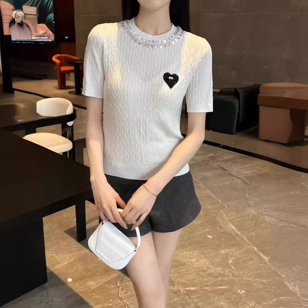 Gao Ding Meow Meow Home 24 Years Summer New Sequin Knitted Shirt Twists Short Sleeve Girl Age-reducing Breathable Thin Jacket for Women