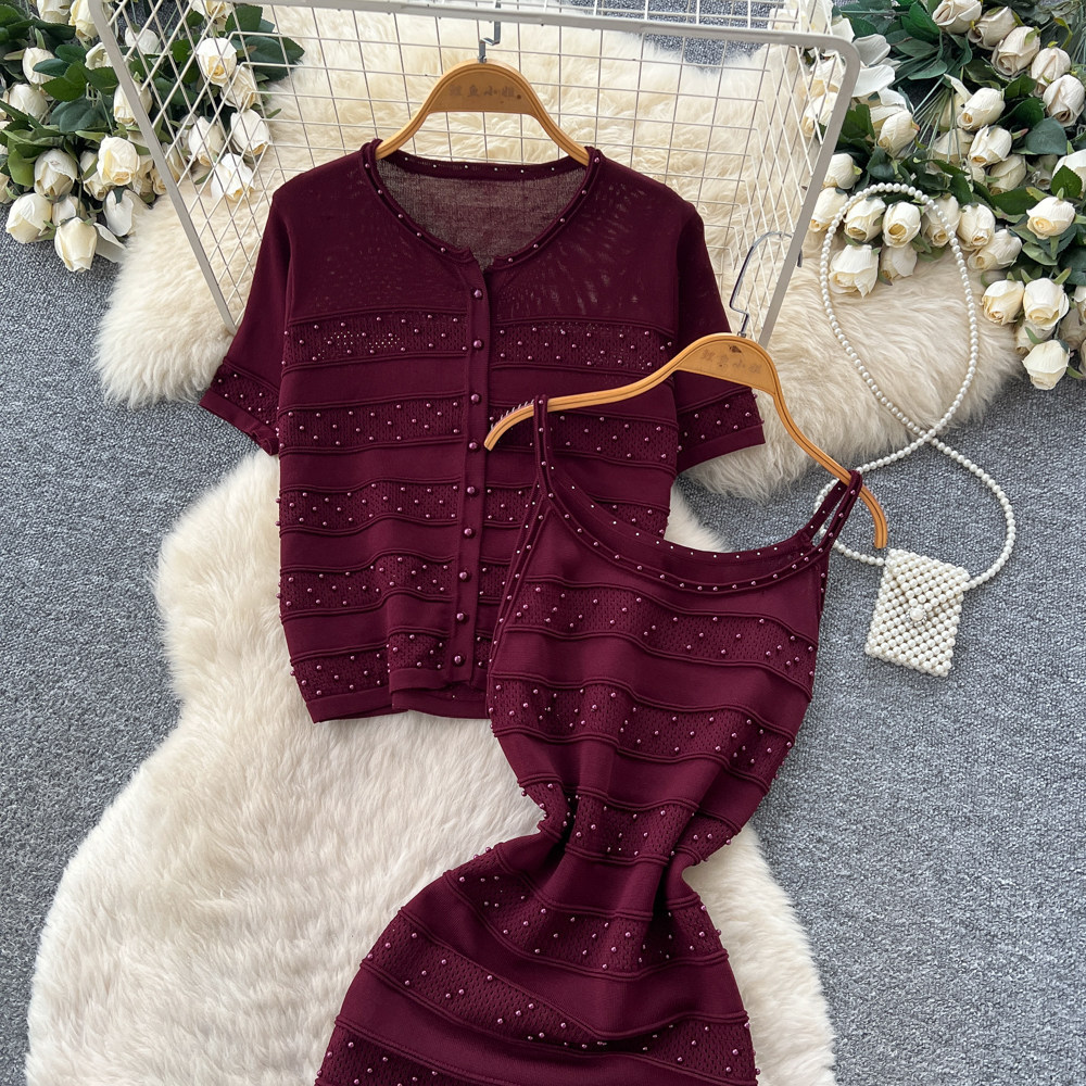 Women's Soft Pink Knit Two Piece Set Slim Fit Waist Cinching Fishtail Skirt Suit for Summer_ecoleips.com