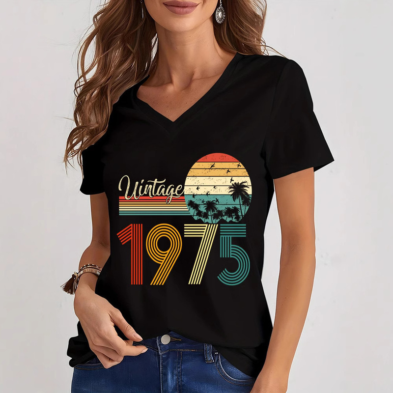 Women's T-Shirt 1975 Graphic Retro 1970 to 1979 Casual V-Neck Harajuku Fashion V-Neck Summer Aesthetic Retro Women's