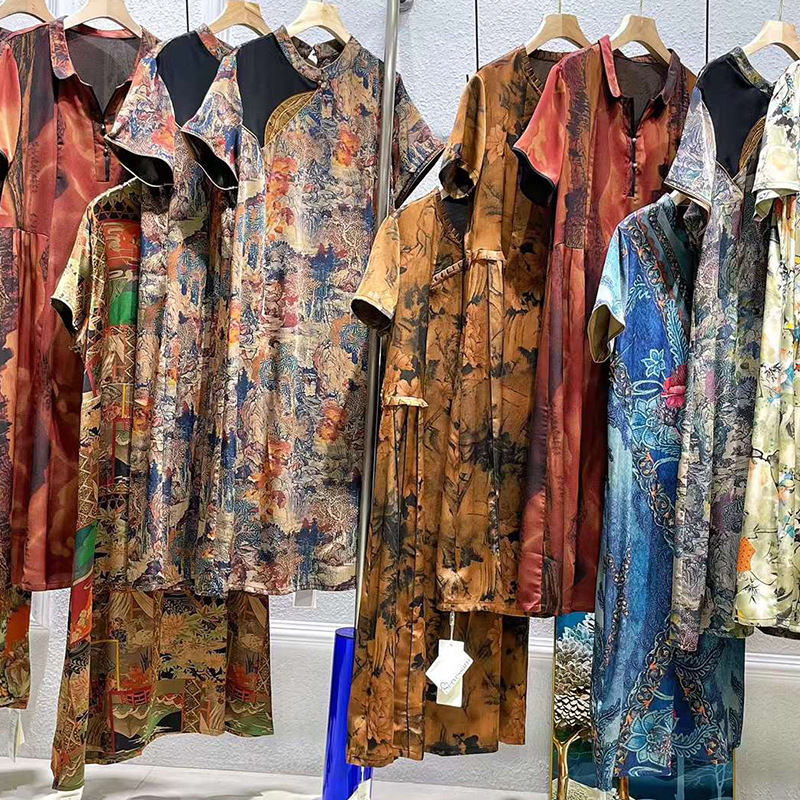 24 summer luxury mulberry young mother silk modified cheongsam dress foreign style middle-aged and elderly skirt brand discount tail 24 summer luxury mulberry young mother silk modified cheongsam dress foreign style middle-aged and elderly skirt brand discount tail