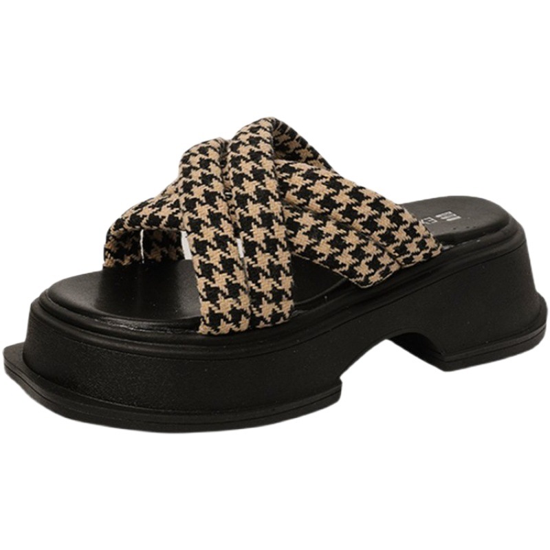 Verano 2023 nuevo estilo coreano sandalias de plataforma de punta redonda para mujer Zapatillas cruzadas de suela gruesa para mujer para desgaste exterior